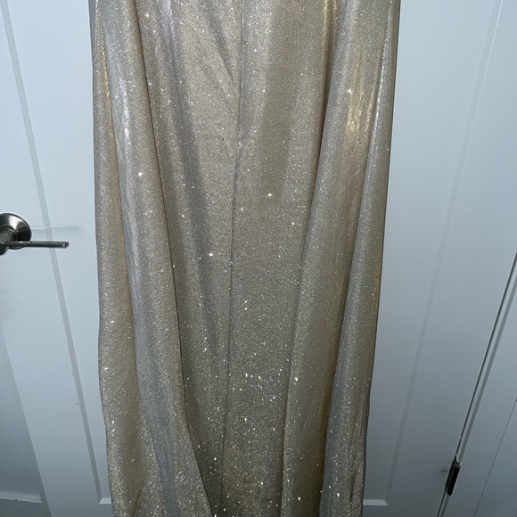 Champagne gown nwt - Picture 8 of 9